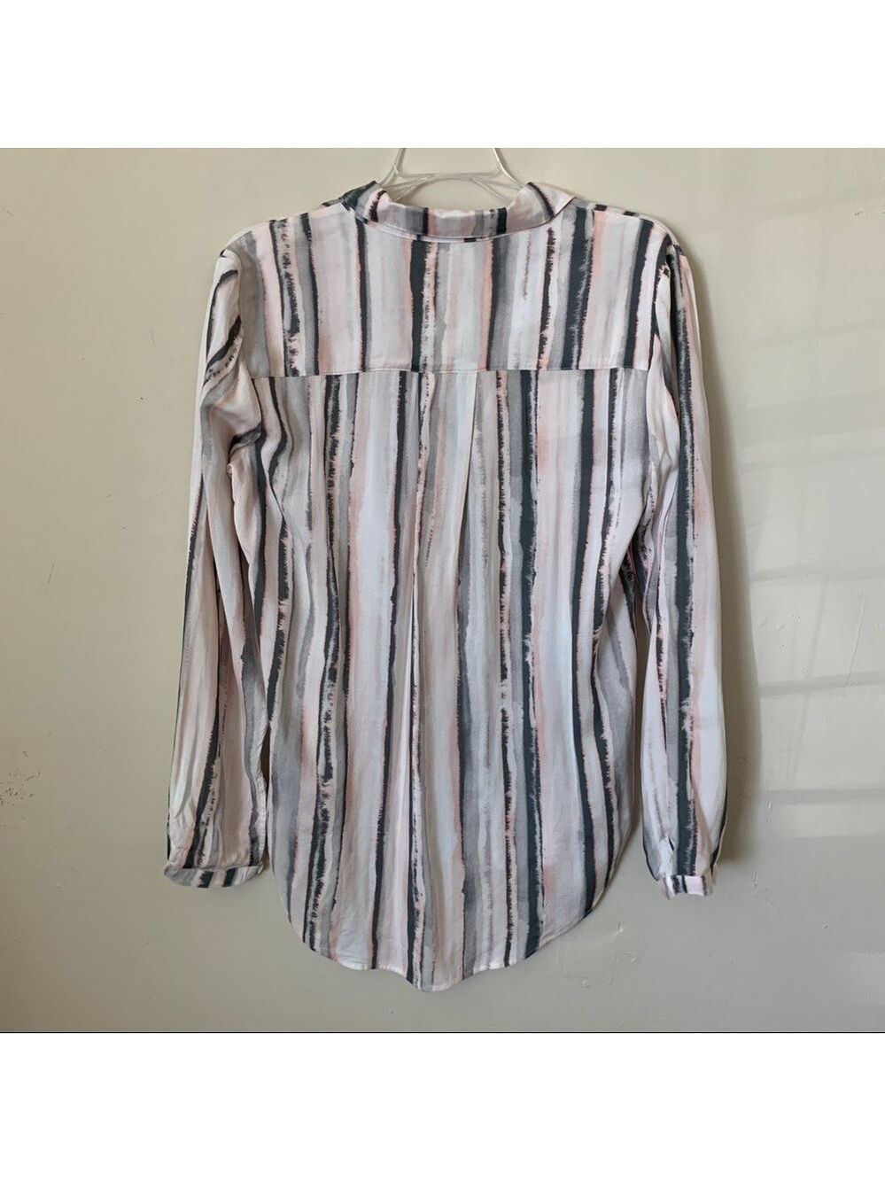Cloth & Stone Anthropologie Stripe Button Down Long Sleeve Top Size S - Picture 2 of 6
